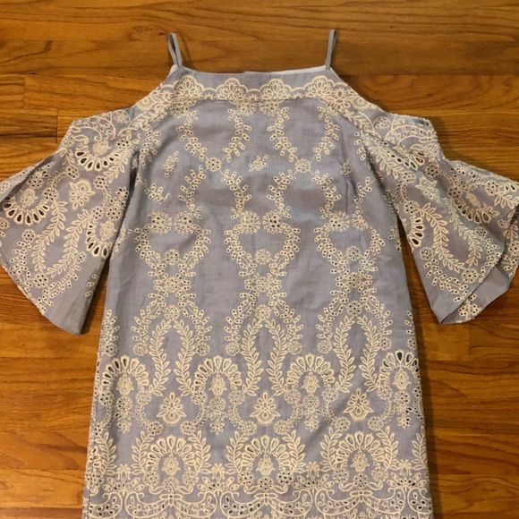 NWOT Alice & Trixie Cold Shoulder Dress - Picture 5 of 7